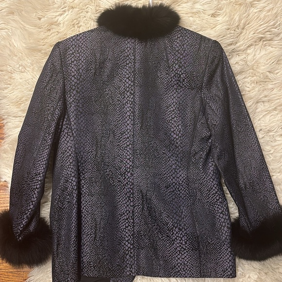 Red Signature Fur Trim Jacket/Blazer with Purple Snake Print - Picture 4 of 4